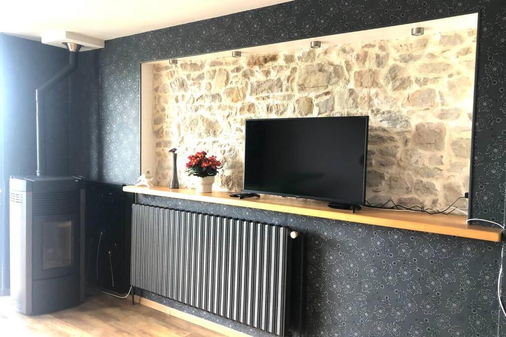 Maison Au Coeur Du Vignoble Jurassien 90 M2 Lavigny Bagian luar foto